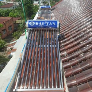 Máy năng lượng mặt trời Đại Tân 130L