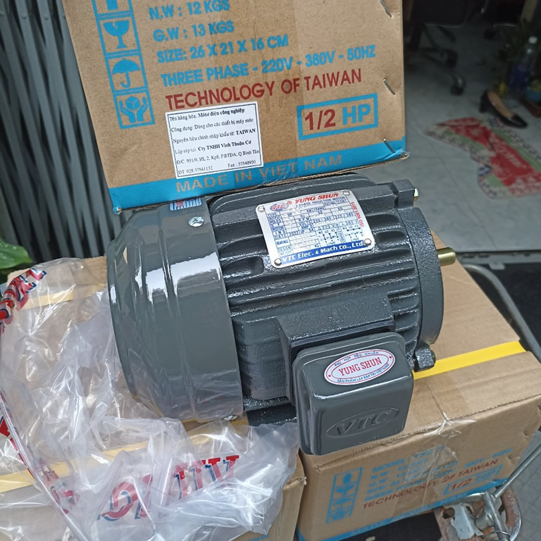 Motor VTC 370w 380v tua 2900